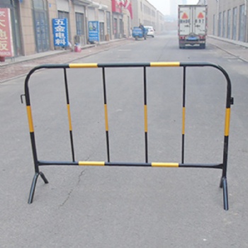 廣州鐵馬廣州施工護(hù)欄安全圍欄道路交通隔離欄