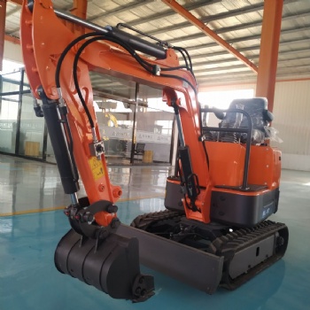 挖掘機 科普192發動機，10馬力整機寬度1.5米，挖深1.4米挖斗40公分 可配多種輔具