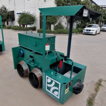 礦用電動(dòng)工程車(chē) 翻斗式三輪車(chē) 四驅(qū)運(yùn)輸工程車(chē)選宏圖牌