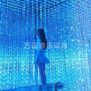 網(wǎng)紅小屋系列（呼吸森林 星空 珠簾）