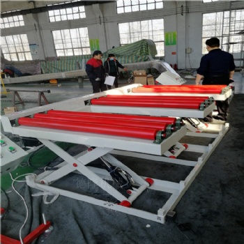 動力滾筒輸送機滾杠傳送帶紙箱托盤傳送帶重型滾筒傳送帶