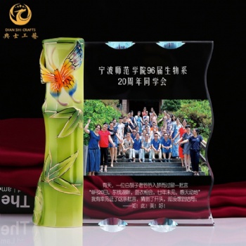 水晶校慶禮品廠家 高中畢業(yè)典禮紀(jì)念品