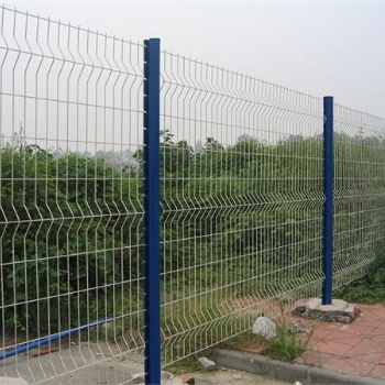 高速公路框架護(hù)欄網(wǎng)圈地果園雙邊絲護(hù)欄網(wǎng)市政河道包塑鐵絲護(hù)欄網(wǎng)