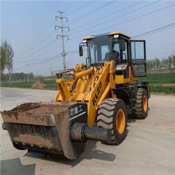 四驅(qū)混凝土攪拌斗裝載機(jī)