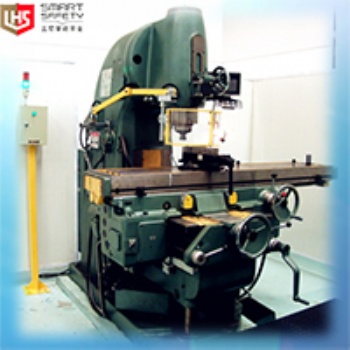 立宏安全-車(chē)床防護(hù)裝置專(zhuān)利-銑床防護(hù)罩-鉆床防護(hù)罩-立宏防護(hù)罩超長(zhǎng)使用壽命