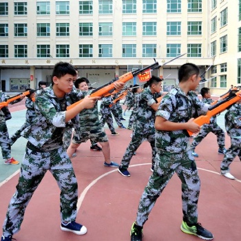 做智慧家長是不是要報名夏令營