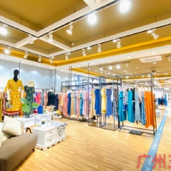 一琢深圳原創(chuàng)設(shè)計師品牌走份批發(fā)，女裝貨源，女裝批發(fā)，工廠女裝貨源