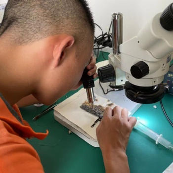 南昌找工作不如學(xué)手藝學(xué)手機(jī)維修月入上萬