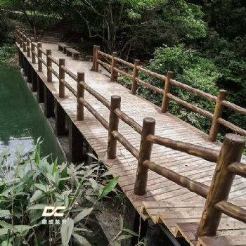 湖南仿藤欄桿水利河道防護(hù)工程