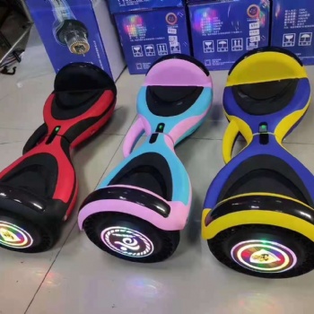 智能電動(dòng)平衡車(chē)滑板車(chē)代步車(chē)工廠**