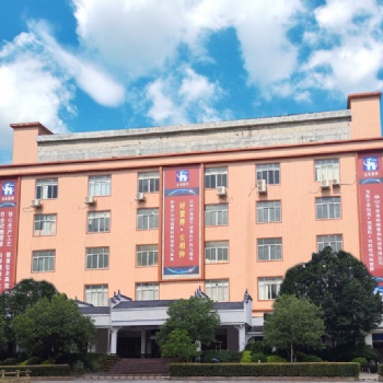 招代理商，預(yù)混合飼料添加劑廠家，區(qū)域保護(hù)嚴(yán)格，廠家定制代加工【合準(zhǔn)動(dòng)物營(yíng)養(yǎng)】