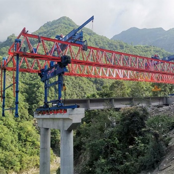 四川南充架橋機(jī)租賃廠家使用時注意事項(xiàng)