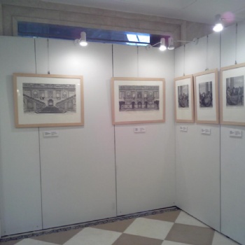 上海無(wú)縫藝術(shù)展示板墻出租/4公分厚2.4米高