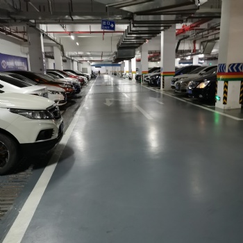 重慶地坪漆車庫(kù)耐磨防滑地坪車間防靜電地坪漆