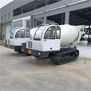 履帶平口罐車 建筑工程攪拌水泥運(yùn)輸車 全地形散裝水泥罐車