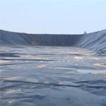 氧化塘防滲膜沼氣池黑膜豬場(chǎng)養(yǎng)殖畜牧行業(yè)土工膜