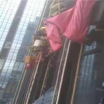 佛山蜘蛛人外墻高空安裝維修拆除高空作業(yè)吊繩施工