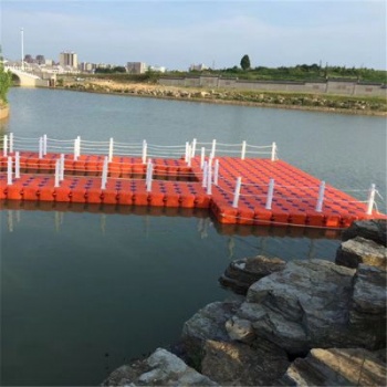 水上跳水平臺(tái)浮筒 組合式水上浮臺(tái) 魚(yú)塘垂釣平臺(tái)浮箱