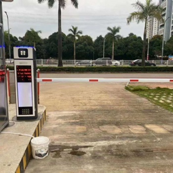 濟南長清道閘批發(fā) 車輛識別相機 進出車輛控制 收費