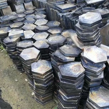 現(xiàn)貨供應(yīng)鑄石板耐磨損微晶鑄石板支持定制