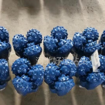 三牙輪鑲齒鉆頭215.9mm石油鉆采機(jī)械配件
