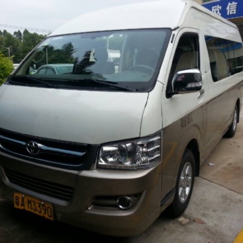 廣州單位租車海珠區租18座23座豐田中巴車多少錢一天