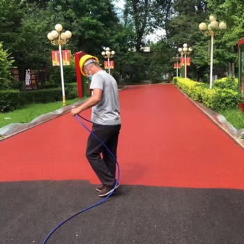 彩色路面怎么做-彩色瀝青透水地坪材料廠家直發(fā)施工教程包教包會