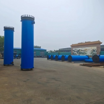 石墨硫酸稀釋冷卻器，石墨換熱器廠家，石墨冷凝器價(jià)格、石墨吸收器、硫酸稀釋器等石墨設(shè)備