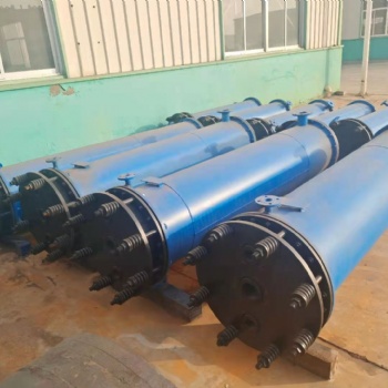 石墨冷卻器，硫酸稀釋器廠家，石墨設(shè)備廠家，石墨稀釋器價(jià)格