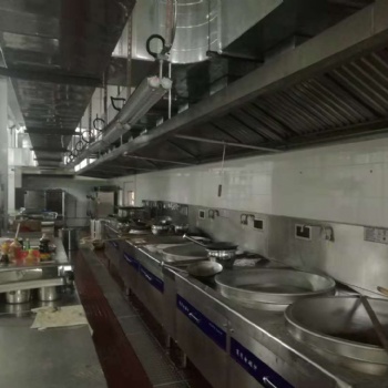 ?？谑薪鹚嚲频晟逃脧N房設備公司專注飯店不銹鋼廚房工程