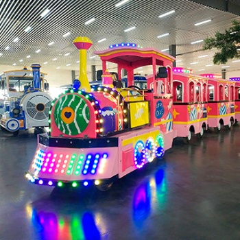 非標(biāo)定制跨式網(wǎng)紅小火車(chē)