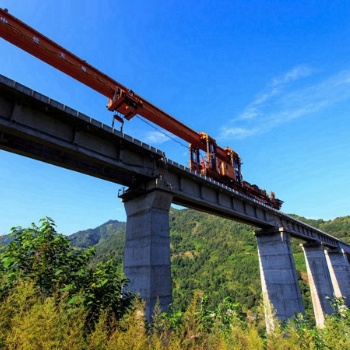 安徽合肥架橋機(jī)廠家架橋機(jī)的主要組成