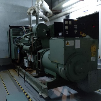 珠海斗門珠海康明斯發(fā)電機(jī)維修 發(fā)電機(jī)修理 發(fā)電機(jī)更換配件