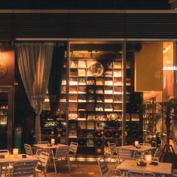 餐飲酒店裝修，餐廳裝修，西餐廳裝修，中餐廳裝修，火鍋店裝修