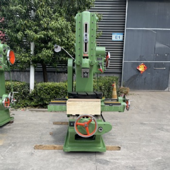 B5040重型立式插床運行平穩(wěn)精度穩(wěn)定適合各種鍵槽和花鍵的加工