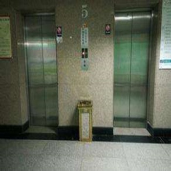 上海寶山地區(qū)，各種型號觀光電梯室外高層電梯回收