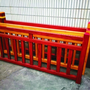 玻璃鋼復合材料（FRP）模塑格柵、拉擠型材、模壓SMC、BMC模塑制品；拉擠設備及模具
