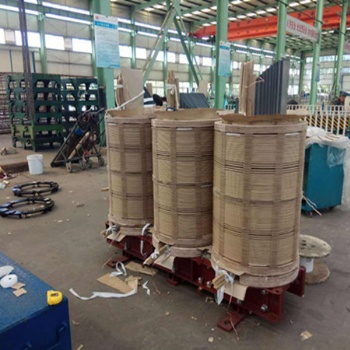 浙江海鹽地區(qū)，電容補償柜動力柜 特種報廢變壓器 配電中心成套設備回收