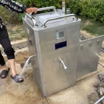 手機(jī)掃碼按壓式自主沖腳