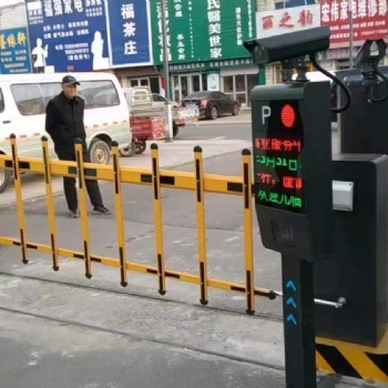 濟(jì)南小區(qū)起落桿道閘桿車(chē)牌識(shí)別系統(tǒng)門(mén)禁升降桿自動(dòng)擋車(chē)桿廠(chǎng)家銷(xiāo)售安裝