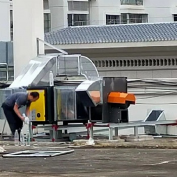 深圳鑫旺酒店飯店酒樓餐廳高低空排放油煙凈化器安裝排煙設備