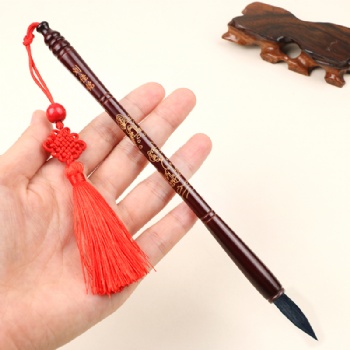 北京**放心的胎毛筆制作廠家全程現(xiàn)場(chǎng)制作沒(méi)法理胎毛剃胎發(fā)剃眉毛